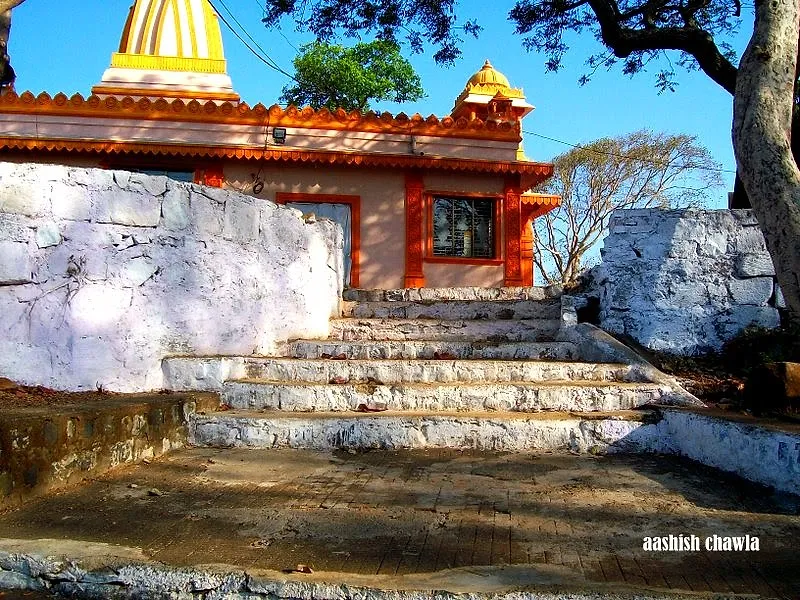 Vajragad Vasai (Hira Dongri)