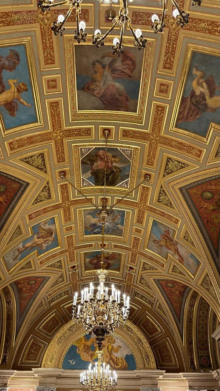 Discovering the Hungarian State Opera House | Budapest