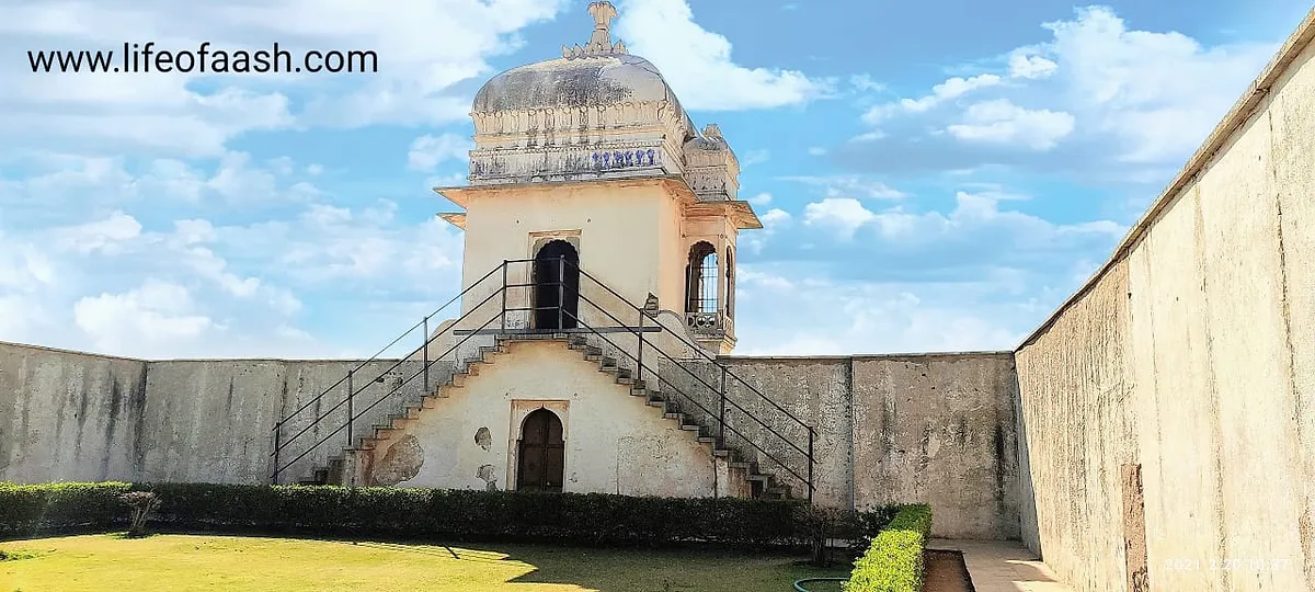 पद्मिनी या पद्मावती पैलेस | चित्तौड़गढ़