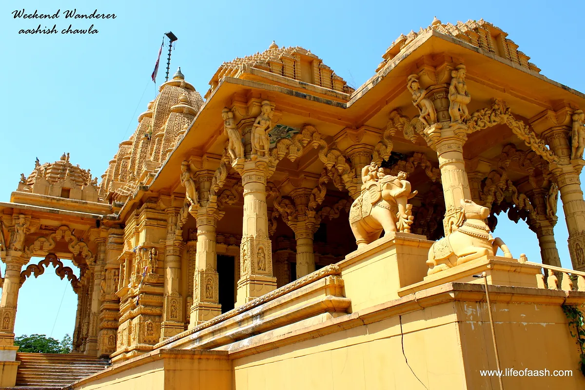 जैन मंदिर भिलाड़, गुजरात