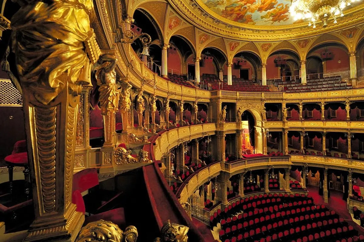 Discovering the Hungarian State Opera House | Budapest