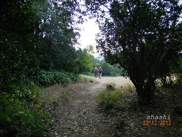 Trek from Samrad -Sandhan valley-Karoli Ghat-Ratangad-Ratanwadi