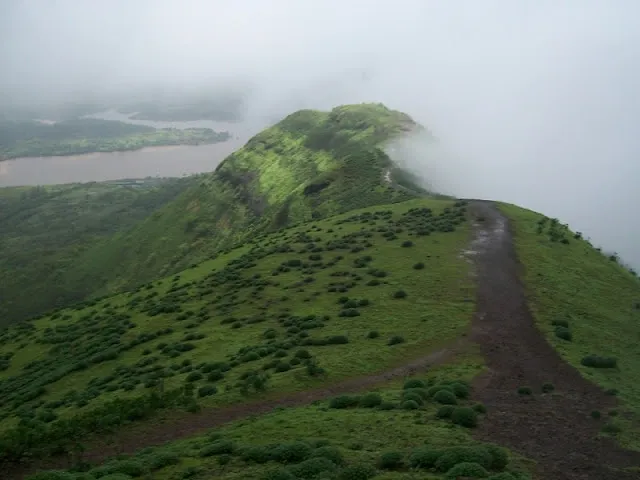 Torna Fort Trek