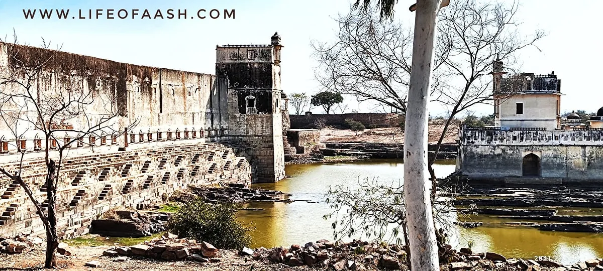 पद्मिनी या पद्मावती पैलेस | चित्तौड़गढ़