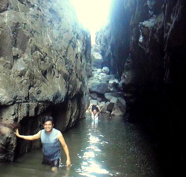 Trek from Samrad -Sandhan valley-Karoli Ghat-Ratangad-Ratanwadi