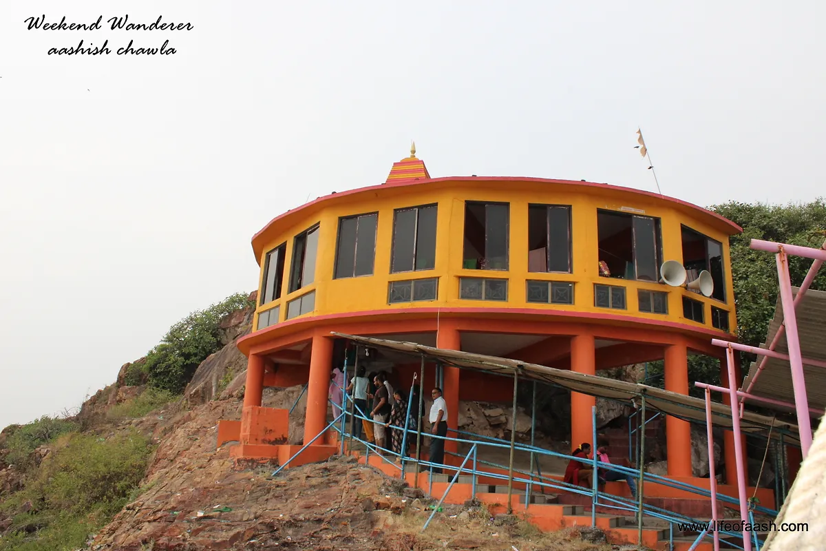 Two Lakes, Two Temples and a Beach | Part 2