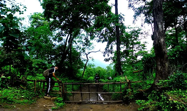Asherigad Trek — An Independence Day Trek (2012)